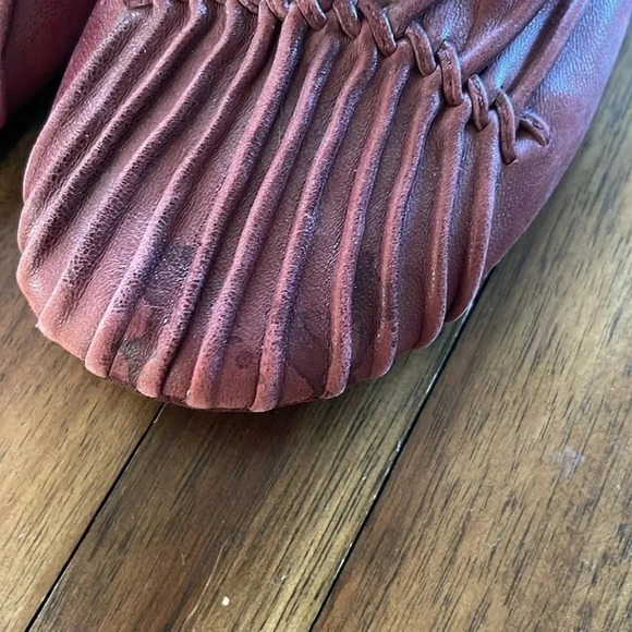 Chocolate Blu flats - Picture 2 of 10